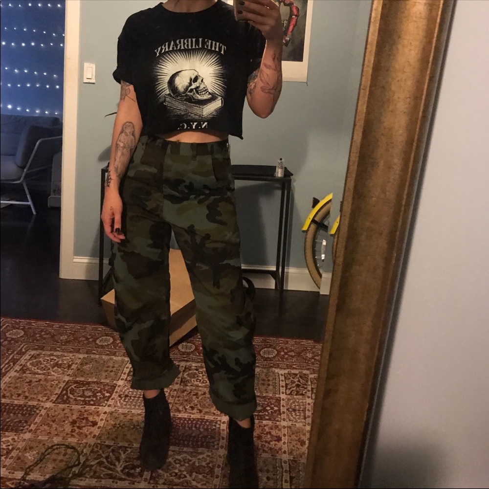 NILI LOTAN Emerson Pant, green camouflage size 4